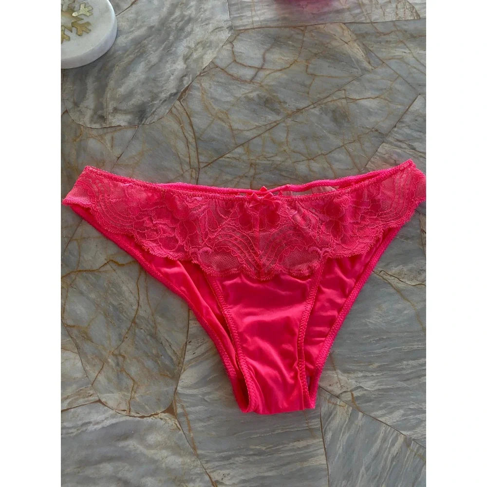 Victorias Secret Neon Pink Lace Satin Low Rise Bikini Panty Medium Bow 2013 y2k